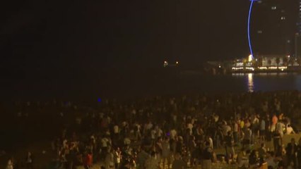 San Juan descontrolado en la playa de la Barceloneta