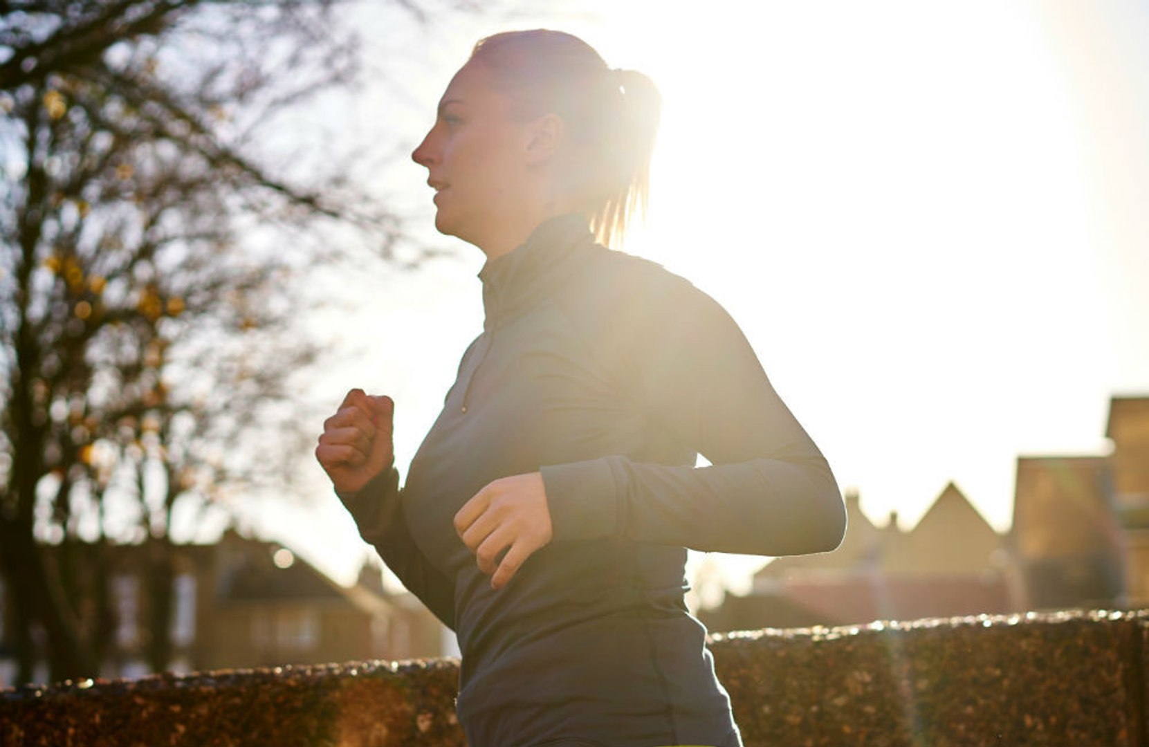 ⁣Listening to music while running can make up for mental tiredness