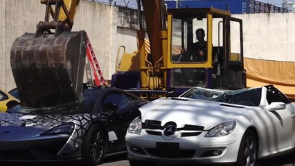 억대 슈퍼카 21대 박살...'범죄와의 전쟁' 두테르테 초강수 / YTN