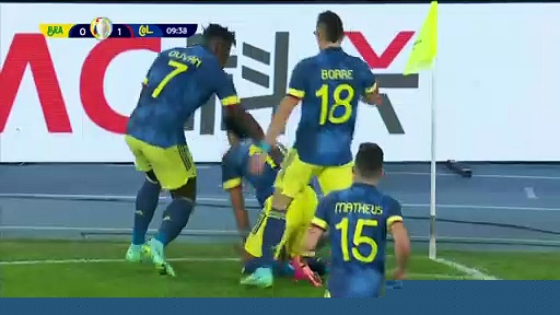 Casemiro scores dramatic winner in Brazil's controversial 2-1 win over Colombia
