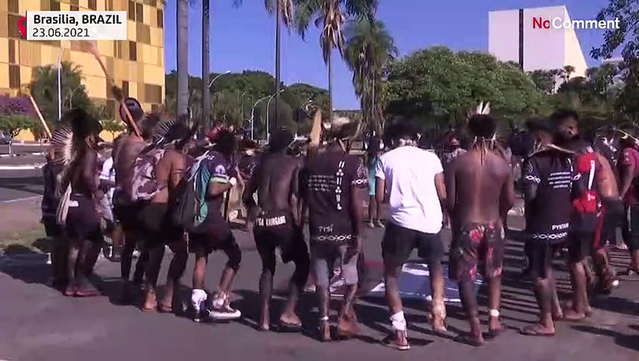 Brasilien: Indigene protestieren gegen Landreform