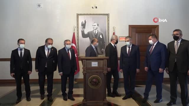 Son dakika... Tarım ve Orman Bakan Yardımcısı Fatih Metin: Yangınlar üç kat artmasına rağmen hasarı eskiye göre çok düştü