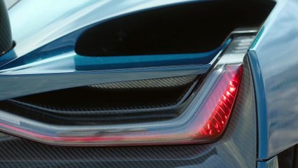 L'hypercar électrique Rimac Nevera atteint une vitesse de pointe de 412 km/h