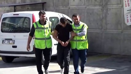 Konya'da pompalı tüfekli gaspçılar kamerada