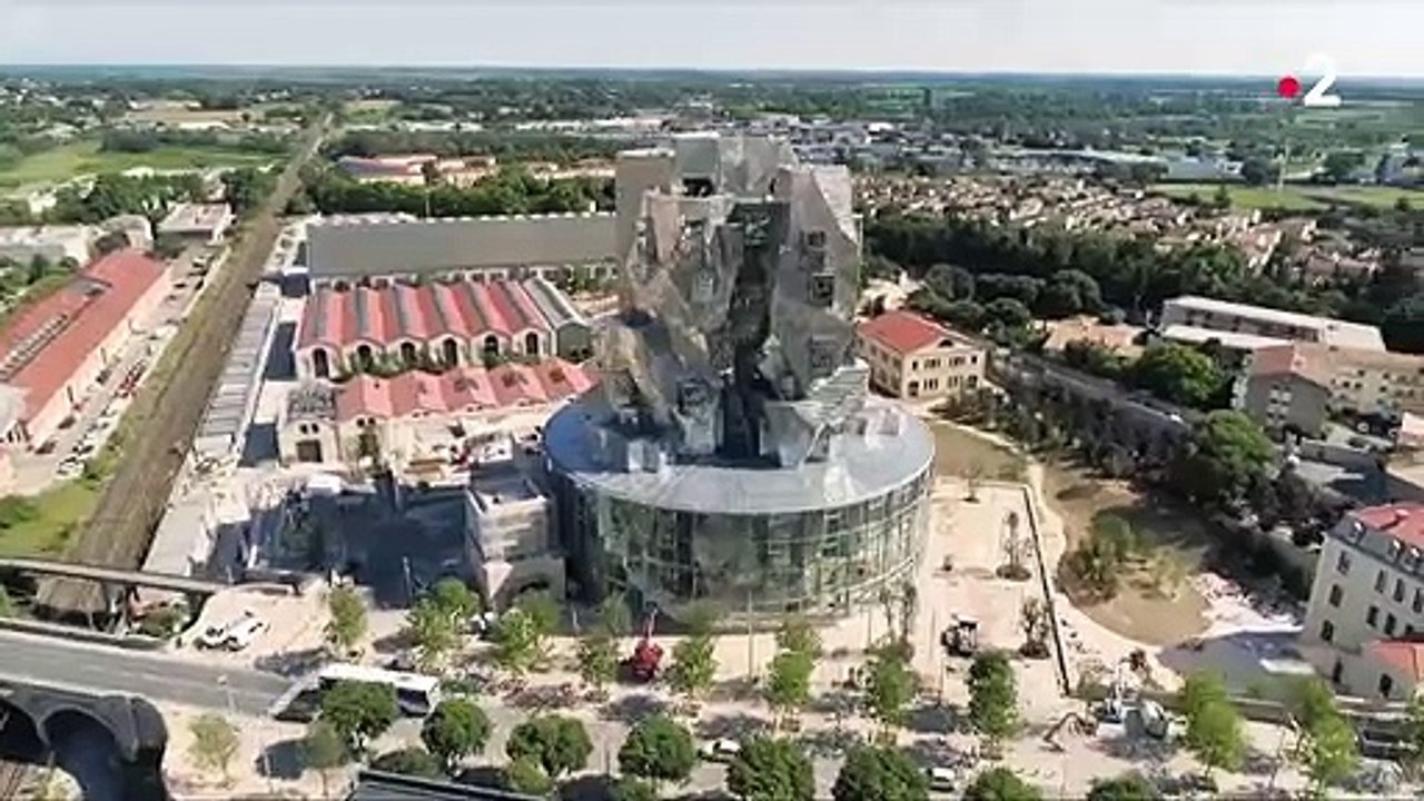 Fondation Luma : un nouveau temple de l'art contemporain signé Frank Gehry ouvre ses portes à Arles