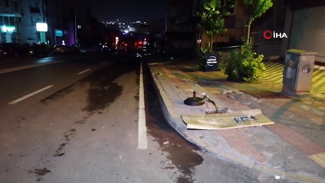 Park halindeyken freni boşalan tır, 6 araca ve aydınlatma direklerine çarparak durabildi: Ortalık savaş alanına döndü