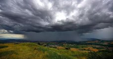 Les images impressionnantes du nuage supercellule, à l'origine d'un orage violent sur Toulouse