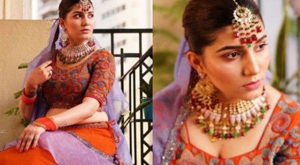 सपना चौधरी ने रेखा के क्लासिक गाने 'इन आंखों की मस्ती' पर लगाए ठुमके, कामुक हरकतों ने लगाई आग