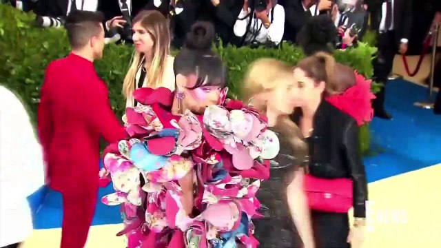 Rihanna and A$AP Rocky Pack on PDA at NYC Barcade