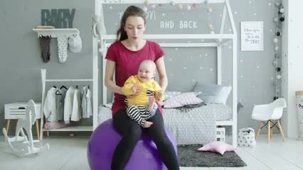 Utiliser un ballon de grossesse après la naissance de bébé