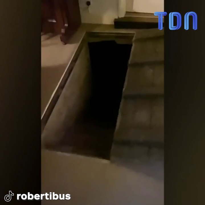 Un homme trouve une trappe dans une  maison de vacances menant vers quelque chose de terrifiant