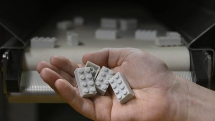 Lego révèle un nouveau prototype de briques fabriqué à partir de bouteilles recyclées