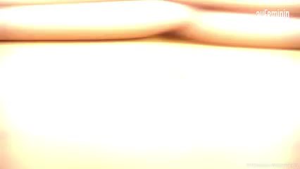 Ashley Graham publie une photo de ses vergetures !