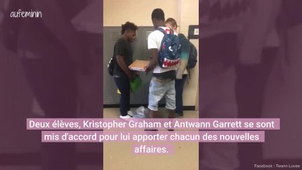 Ils offrent des vêtements à leur camarade de classe qui a été humilié