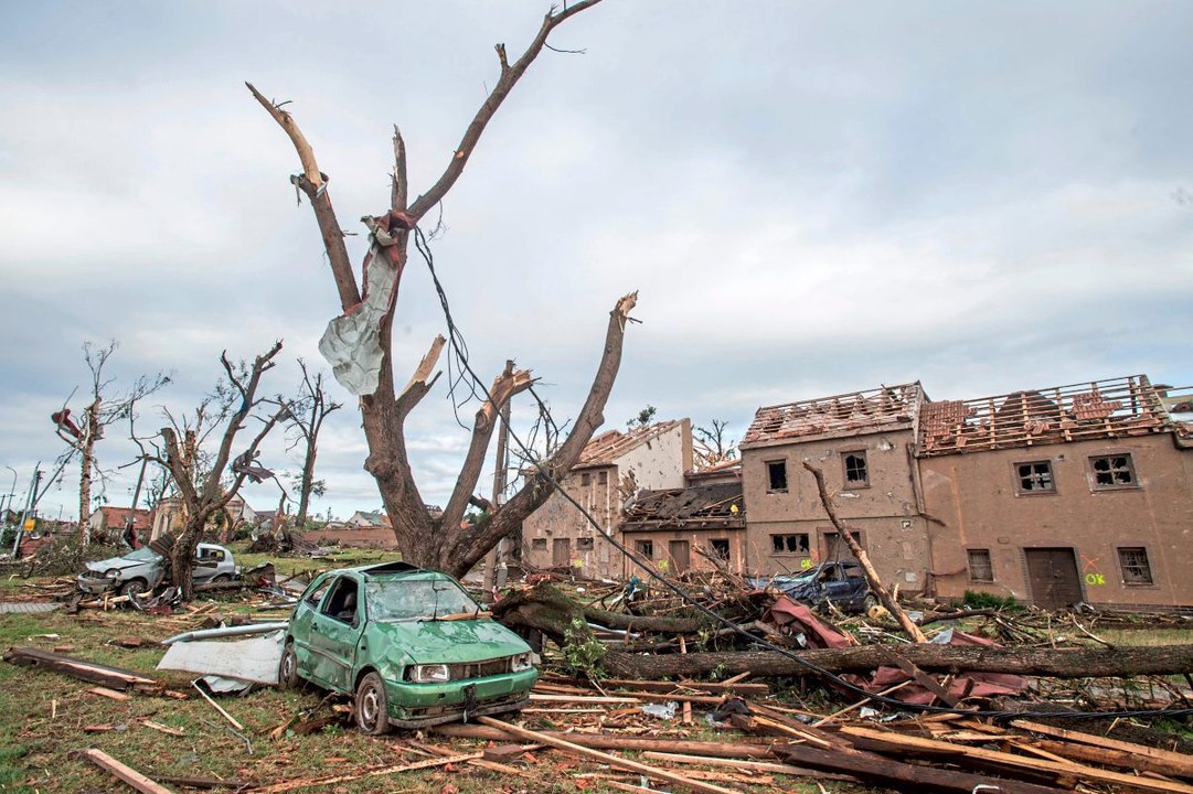 Mindestens fünf Tote und 200 Verletzte nach Tornado in Tschechien