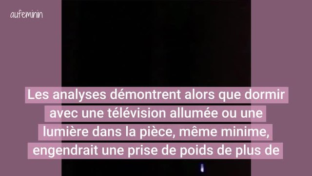 Dormir la lumière allumée favoriserait la prise de poids chez les femmes