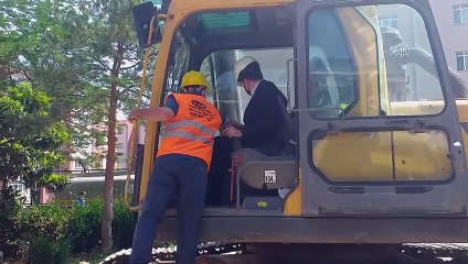 İSTANBUL - Tuzla'da kentsel dönüşüm kapsamında 2 blokun yıkımına başlandı