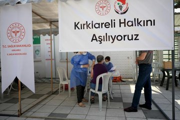Kırklareli'nde nüfusun yarısından fazlası ilk doz Kovid-19 aşısı oldu