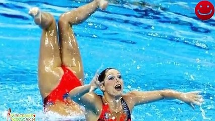Right Moment Pics - Photo fun girl - Funny videos - Funny pics compilation