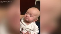 Sourd depuis sa naissance, ce bébé entend pour la première fois