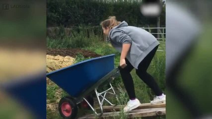 FR_170913-02-when-life-hates-you