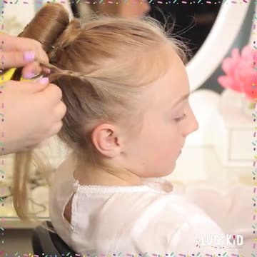 Tuto coiffure : un chignon tressé pour petite fille