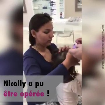 Aveugle, elle voit sa maman pour la première fois