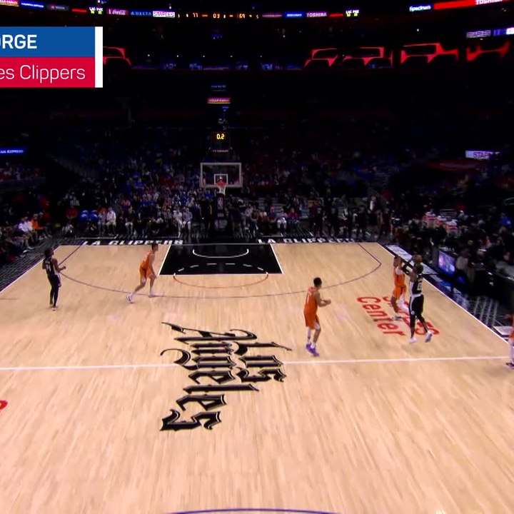Paul George buries buzzer-beater from deep