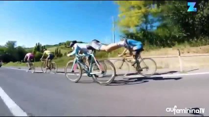 N’essayez pas de jouer à superman sur un vélo !