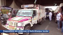 Preparations for tractor rally underway at Delhi-Ghazipur border