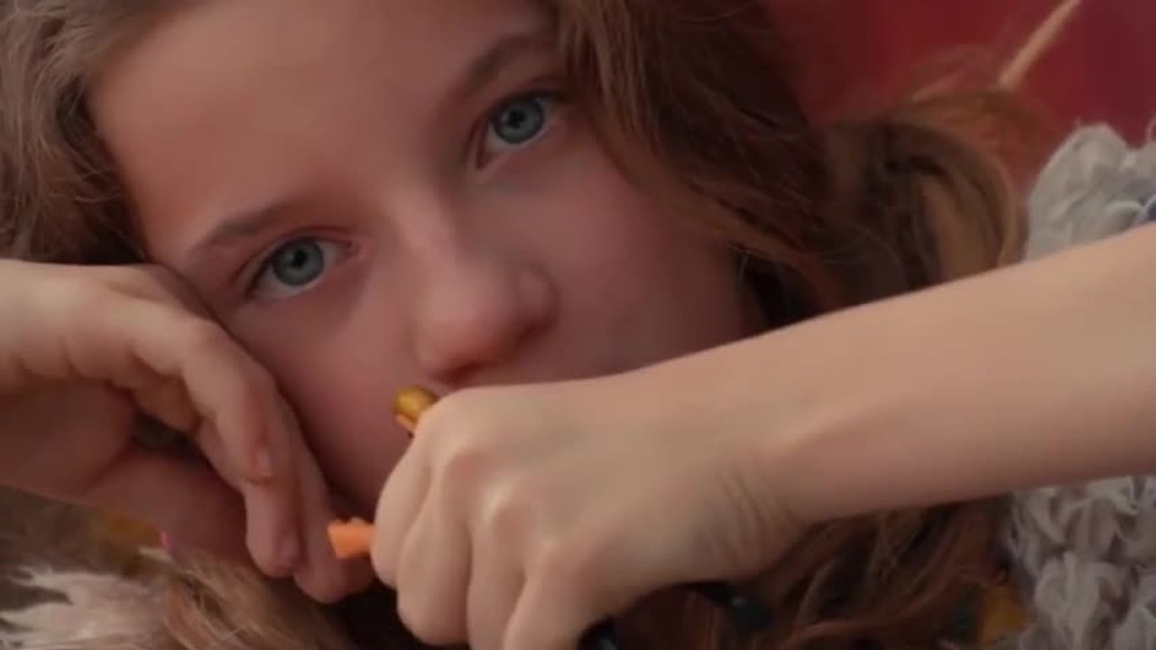 Interview de Camille Cottin pour "Cigarettes et Chocolat Chaud"