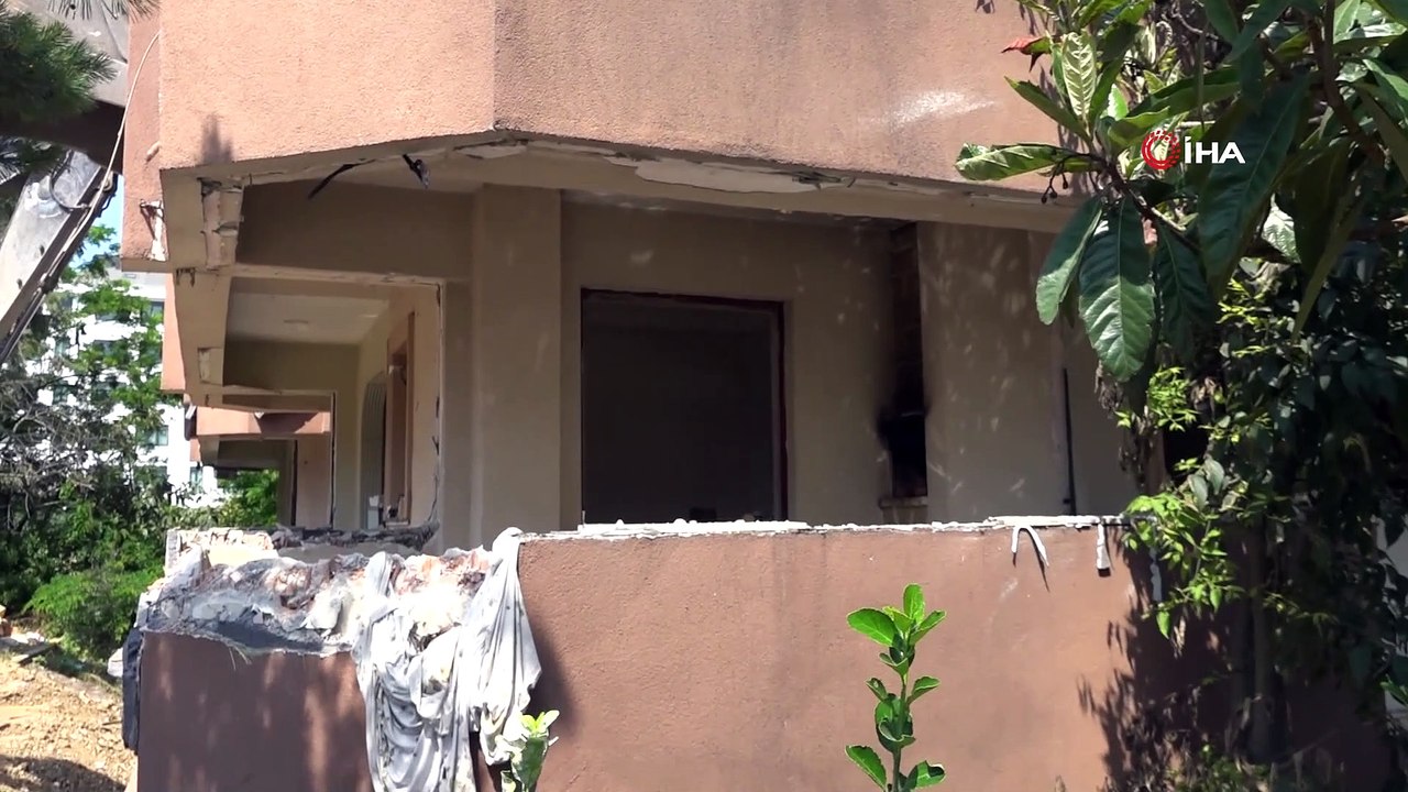 Tuzla’da deprem riski taşıyan binalar yıkılıyor