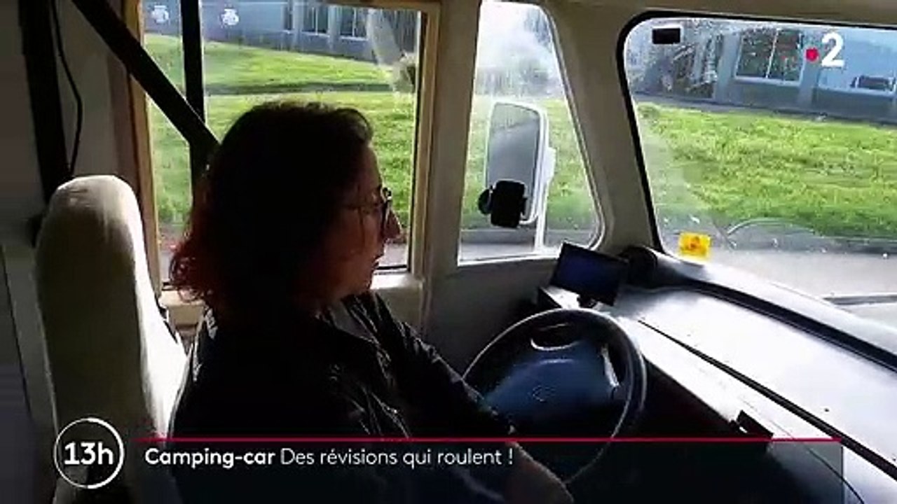 Éducation : un camping-car aménagé en salle de classe pour proposer des cours particuliers dans les zones rurales