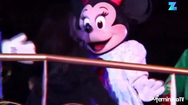 Atteinte d’un cancer, Shannen Doherty se rase la tête