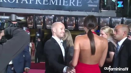 Irina Shayk montre comment elle tue le temps !