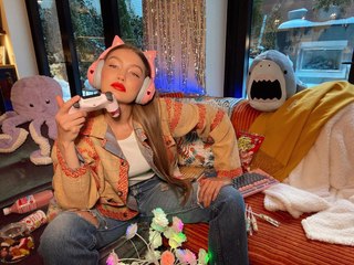 Los auriculares Razer Kraken de Gigi Hadid