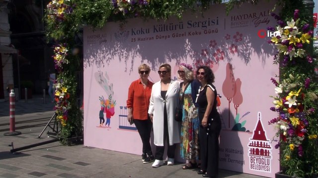 Çiçeklerin kokusu Beyoğlu'ndan tüm dünyaya yayıldı