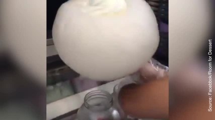 Une technique astucieuse pour ne plus avoir de glace sur les doigts !