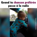 Ce bébé aime mettre la musique à fond