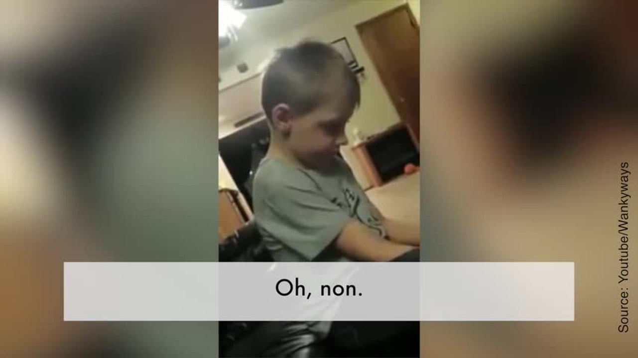 Il a 3 petites amies et doit en abandonner une