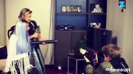 Chloë Grace Moretz à fond pour Hillary Clinton