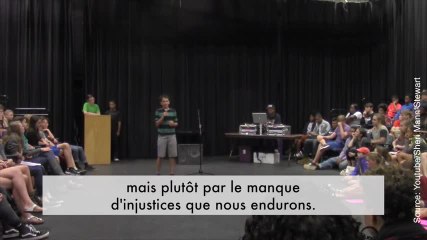 Royce Mann écrit un poème sur les privilèges des garçons blancs aux US