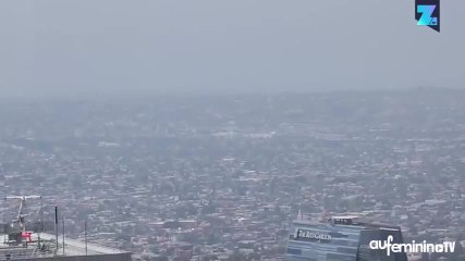 Le ’Skyslide’ : un terrifiant toboggan à 350m de haut