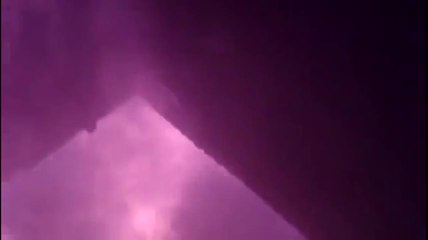 Un pompier filme son combat contre le feu