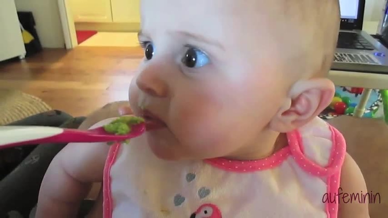 Ce bébé n'aime VRAIMENT pas les avocats