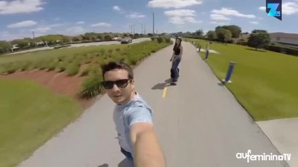 Un sac à dos avec skateboard électrique intégré !