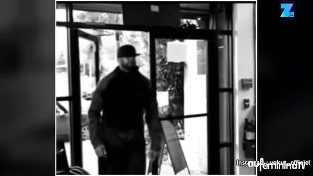 Les photos nues de Manaudou refont surface, merci Booba