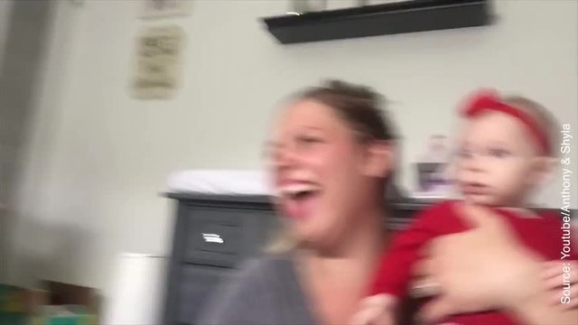 Drôle ou effrayant Quand parents et bébés échangent leurs visages !