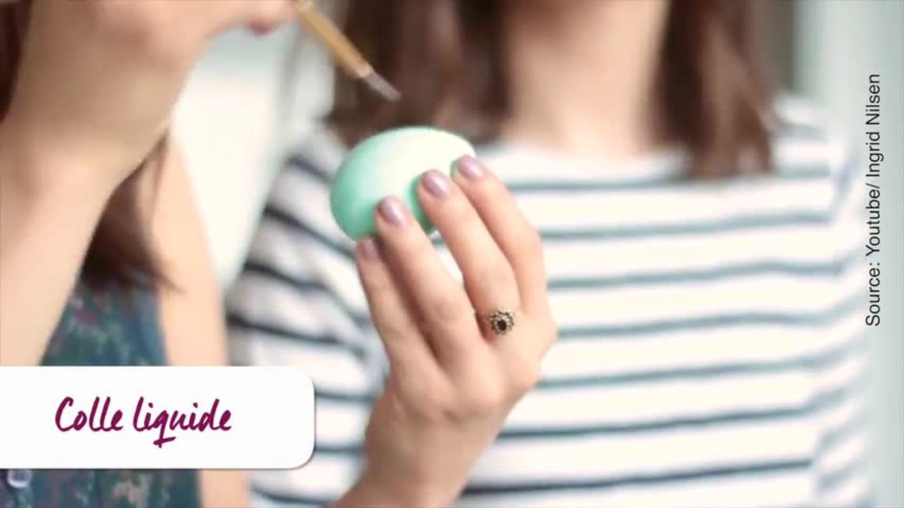 Des œufs colorés et dorés pour Pâques