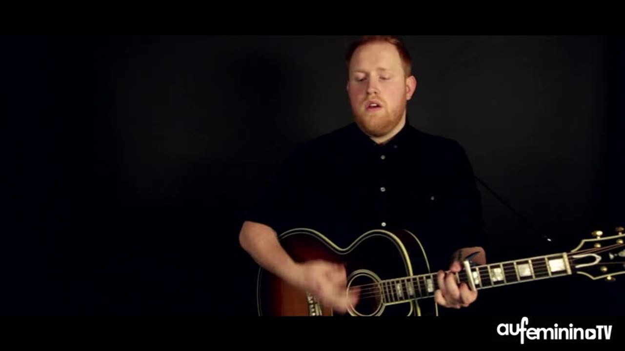 Gavin James interprète "Nervous" en acoustique (Vidéo)